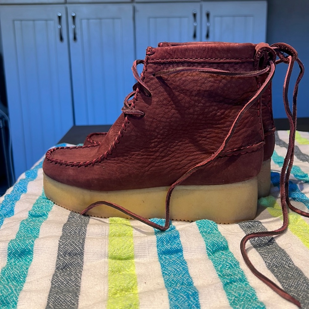 Clark’s Wallabee Craft Boot, burgundy suede, women’s US6.5/EU37